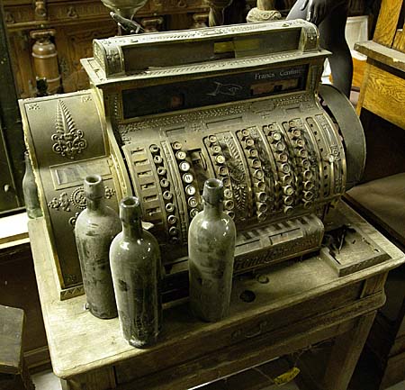 03121055 Ouderwetse kassa