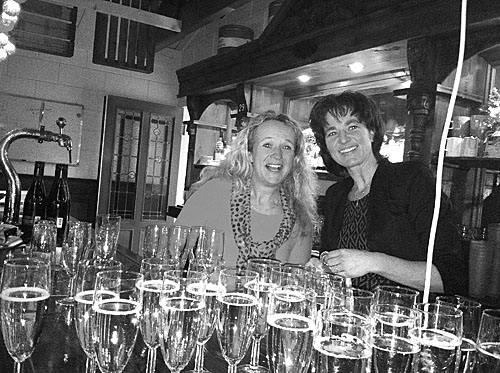 150110 Nieuwjaarsreceptie 10 zww champagne 400