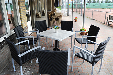 120720 Nieuw terrasmmeubilair 400