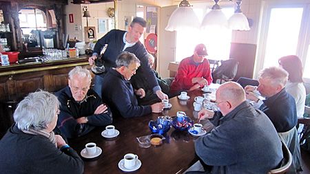 120331 Klussendag a 400