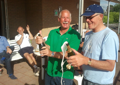 120602 Heren 45-plus zami kampioen 400