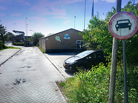 130811 Vernieuwde toegangsweg parkeerverbod 400
