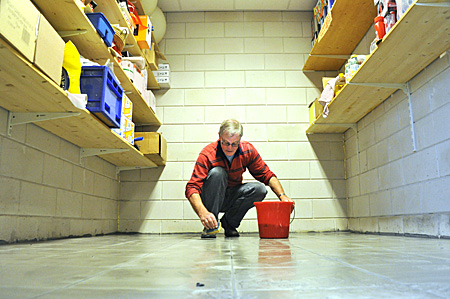 140331aa Fred Zondervan was tegels in 400