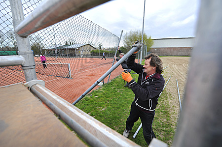 15041560 Reparatie stormschade baan drie 400