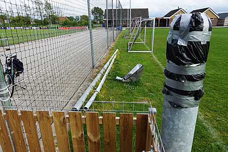 190507 VoetbalAkkrum geknakte lichtmast 500