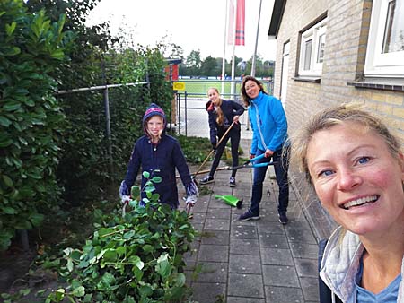 200927 TVA klussendag NicolineKoers, NatasjavandenBerg 450