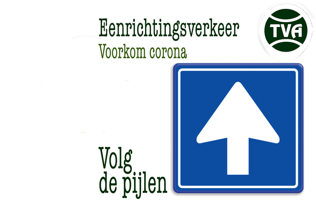 Een vernield verkeersbord is stille getuige van de oudejaarsviering in Akkrum. Met behulp van verschillende stukken illegaal vuurwerk zijn de borden compleet opgeblazen. Waarschijnlijk zijn zware vlinderbommen gebruikt. Het verkeersbord staat pal naast het politiebureau, dat overigens alleen gedurende door-de-weekse dagen is geopend.