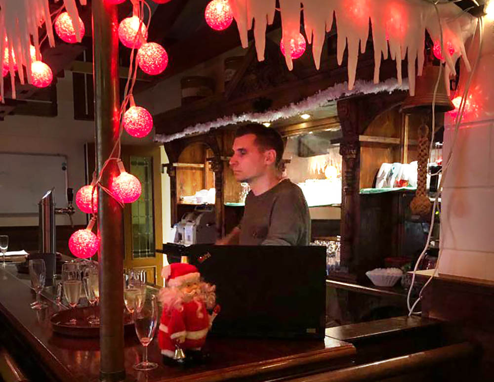 20230107 TVA Nieuwjaarsborrel bar NielsvanderVeen