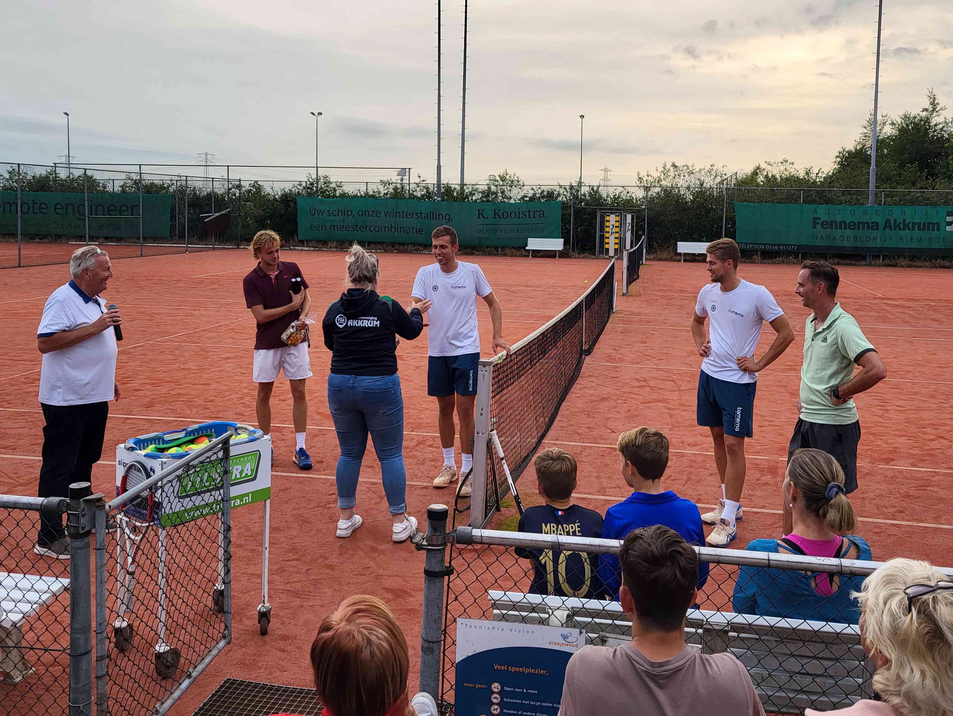 2023 09 30 8 Promodag uitreiking bedankjes