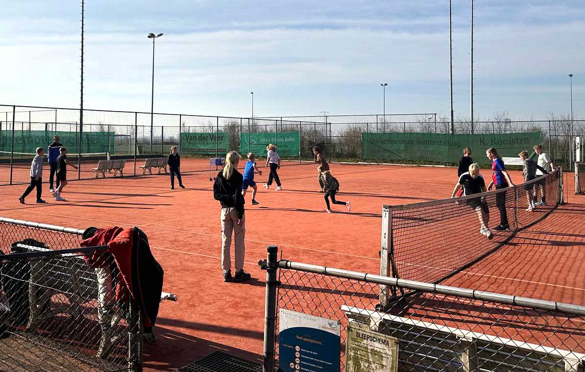 250321 Akkrum TVA schooltennis 2