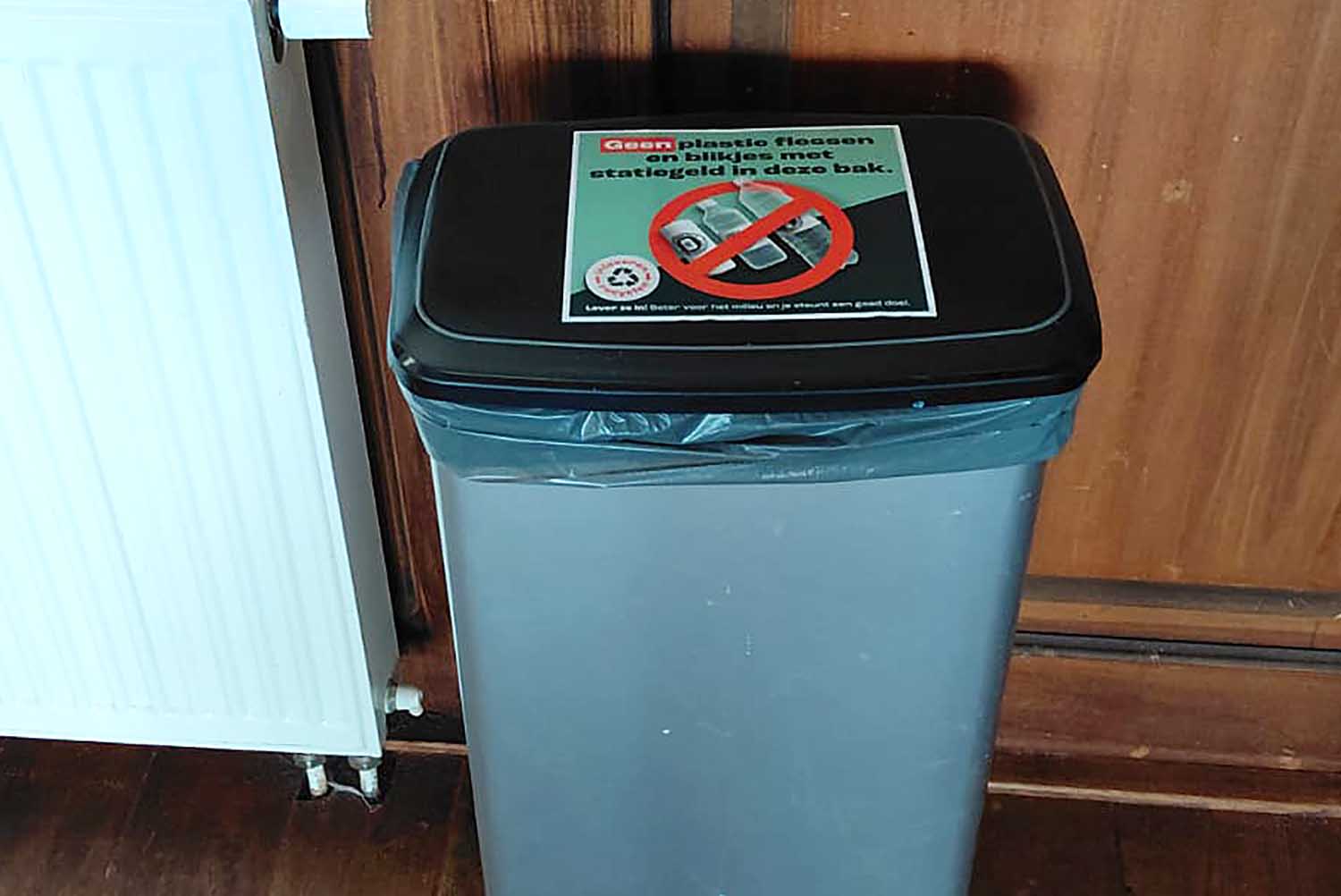 250603 TVA statiegeldflesinzameling asvat binnen